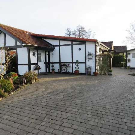 Premium-ferienhaus Deichbluete Im Altes Land * Twielenfleth